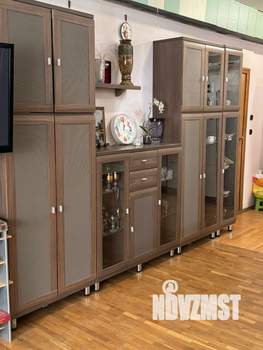 Дом 258м², 3-этажный, участок 6 сот.  