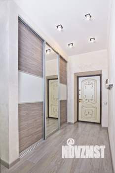 Дом 550м², 3-этажный, участок 7 сот.  