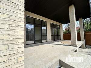 Дом 200м&sup2;, 2-этажный, участок 3 сот.  