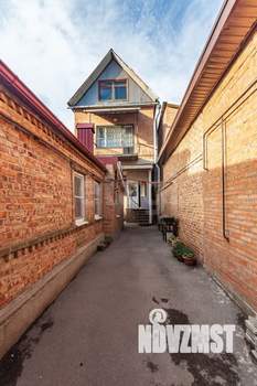 Дом 133м&sup2;, 2-этажный, участок 1 сот.  