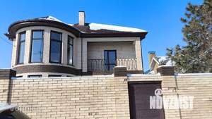 Дом 235м&sup2;, 2-этажный, участок 6 сот.  