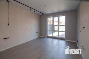 Дом 176м&sup2;, 2-этажный, участок 3 сот.  