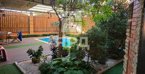 Дом 190м&sup2;, 2-этажный, участок 3 сот.  