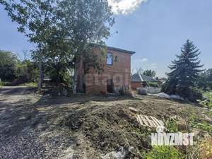 Дом 140м&sup2;, 2-этажный, участок 3 сот.  