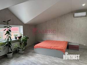 Дом 242м², 2-этажный, участок 3 сот.  