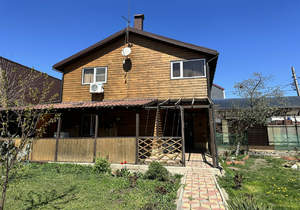 Дом 140м², 2-этажный, участок 5 сот.  