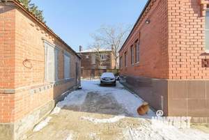 Дом 220м&sup2;, 1-этажный, участок 6 сот.  