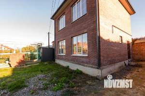 Дом 140м², 2-этажный, участок 3 сот.  