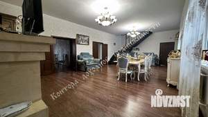 Дача 350м², 2-этажный, участок 7 сот.  