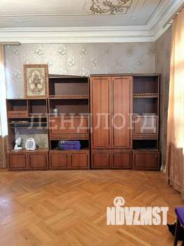 Дом 433м², 2-этажный, участок 6 сот.  