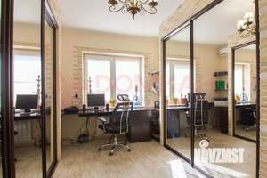 Дом 184м², 1-этажный, участок 4 сот.  