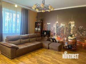 Дом 256м², 2-этажный, участок 6 сот.  