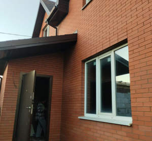 Дом 135м&sup2;, 2-этажный, участок 3 сот.  