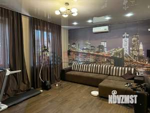 Дом 192м², 2-этажный, участок 3 сот.  