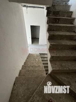 Дом 130м&sup2;, 2-этажный, участок 4 сот.  