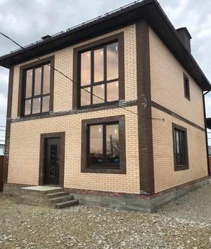 Дом 145м&sup2;, 2-этажный, участок 3 сот.  