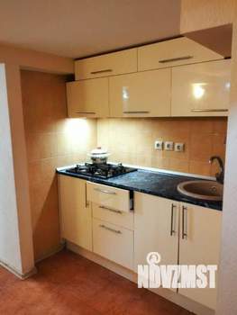 Дом 170м&sup2;, 2-этажный, участок 4 сот.  