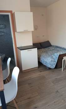 Дом 230м², 3-этажный, участок 10 сот.  