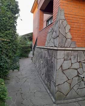 Дом 450м², 3-этажный, участок 6 сот.  