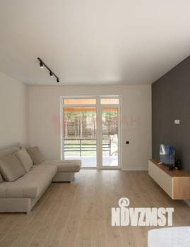 Дом 100м&sup2;, 1-этажный, участок 3 сот.  