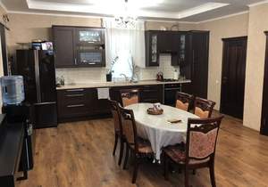Дом 140м², 2-этажный, участок 5 сот.  