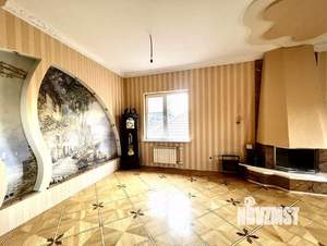 Дом 300м&sup2;, 2-этажный, участок 5 сот.  