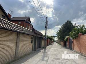 Дом 150м&sup2;, 2-этажный, участок 3 сот.  