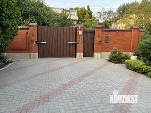 Дом 221м², 3-этажный, участок 6 сот.  