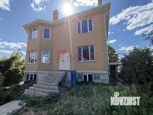 Дом 327м², 3-этажный, участок 6 сот.  