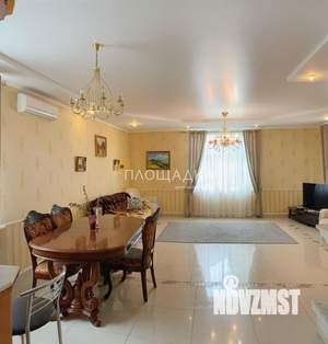 Дом 240м², 2-этажный, участок 3 сот.  