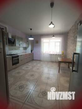 Дом 130м&sup2;, 2-этажный, участок 5 сот.  