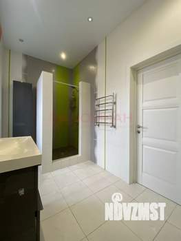 Дом 170м&sup2;, 3-этажный, участок 3 сот.  