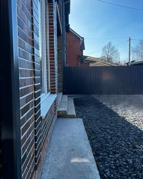 Дом 180м&sup2;, 2-этажный, участок 3 сот.  