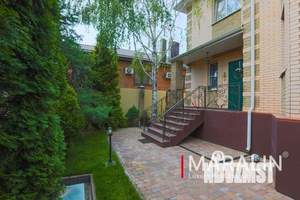 Дом 280м², 2-этажный, участок 6 сот.  
