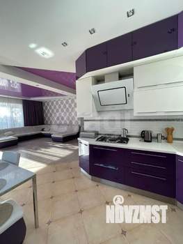 Дом 207м&sup2;, 2-этажный, участок 6 сот.  