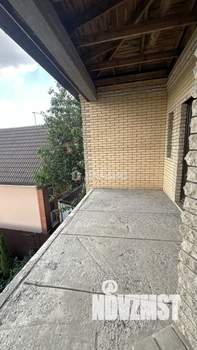 Дом 299м&sup2;, 3-этажный, участок 5 сот.  