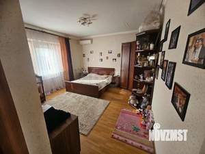 Дом 360м², 2-этажный, участок 6 сот.  