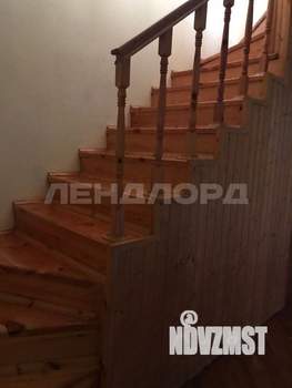 Дом 270м², 2-этажный, участок 3 сот.  
