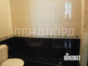 Дом 525м&sup2;, 2-этажный, участок 5 сот.  