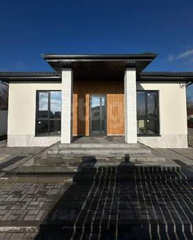 Дом 148м&sup2;, 1-этажный, участок 6 сот.  