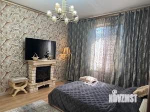 Дом 210м², 3-этажный, участок 3 сот.  