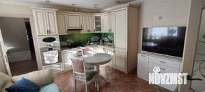 Дом 128м&sup2;, 2-этажный, участок 10 сот.  