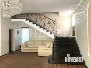 Дом 300м², 2-этажный, участок 3 сот.  