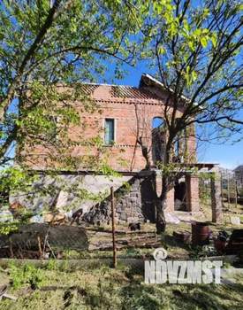 Дом 100м&sup2;, 2-этажный, участок 7 сот.  