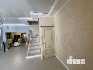 Дом 190м&sup2;, 2-этажный, участок 4 сот.  