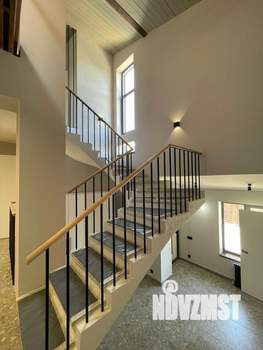 Дом 252м², 2-этажный, участок 4 сот.  