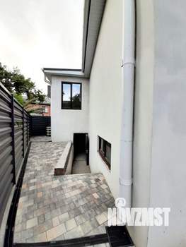 Дом 262м&sup2;, 2-этажный, участок 3 сот.  