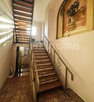 Дом 200м², 3-этажный, участок 3 сот.  