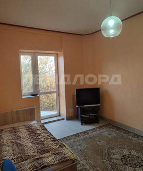 Дом 680м², 2-этажный, участок 14 сот.  