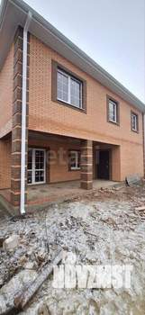 Дом 216м², 2-этажный, участок 6 сот.  